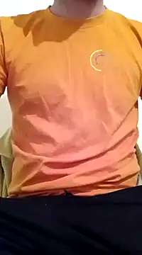 Snapshot of Rolandxxxr chatting on 02-11-25, 04:56 Rolandxxxr online show from 02-11-25, 04:56