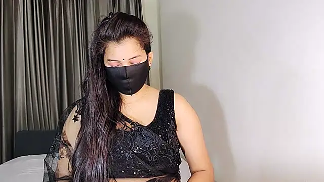 Snapshot of YourLovelyQueen chatting on 12-24-24, 03:58 YourLovelyQueen online show from 12-24-24, 03:58