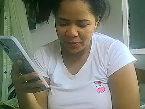 Snapshot of aleixane chatting on 02-01-25, 04:14 aleixane online show from 02-01-25, 04:14