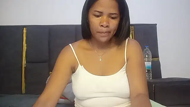 Snapshot of aleixane chatting on 11-11-25, 03:50 aleixane online show from 11-11-25, 03:50