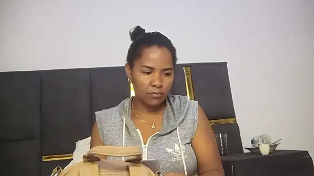 aleixane online show from 04-01-26, 01:41