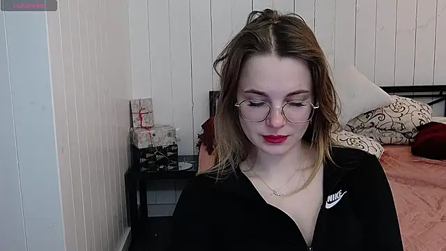 CindyJonson online show from 03-17-25, 06:29