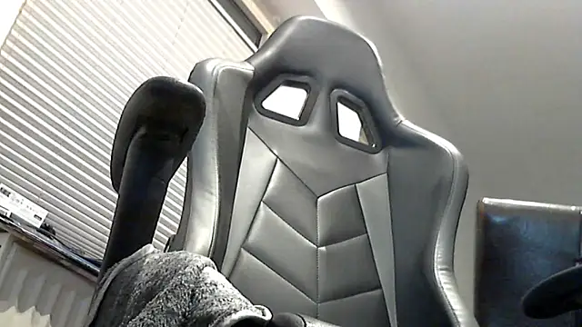 Snapshot of Kuli2309 chatting on 09-18-25, 06:43 Kuli2309 online show from 09-18-25, 06:43