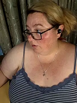 Iceprincess2bad4u online show from 04-19-26, 06:10