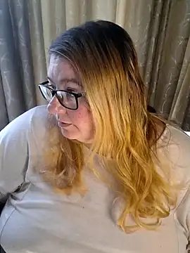 Iceprincess2bad4u online show from 06-14-26, 05:53