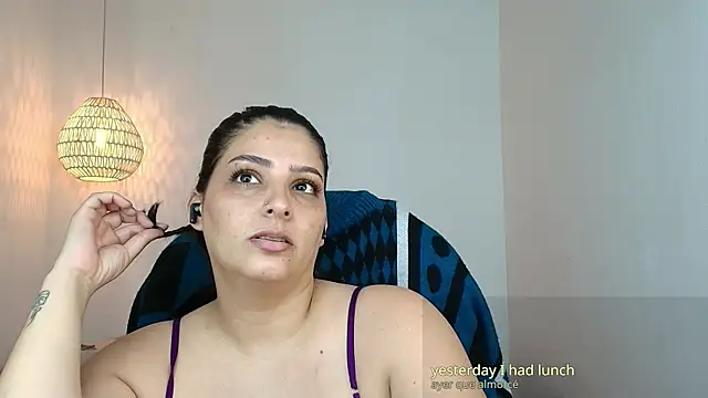 YummyAnna  online show from 05-08-26, 08:14