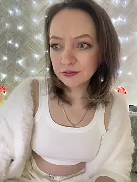 Snapshot of EvaBarsa_ chatting on 12-19-24, 03:40 EvaBarsa online show from 12-19-24, 03:40