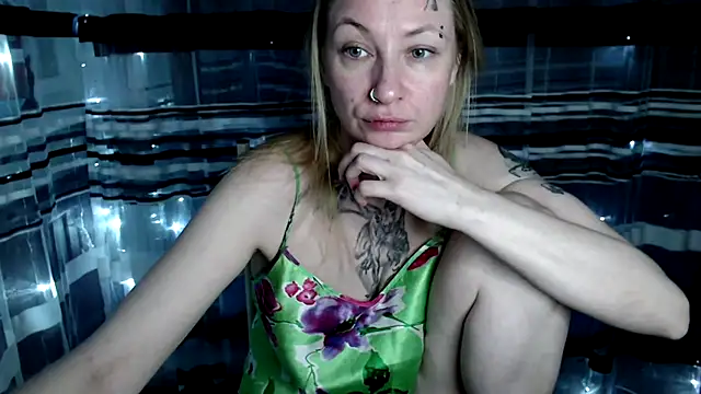 cold lollipop online show from 01-21-25, 06:11