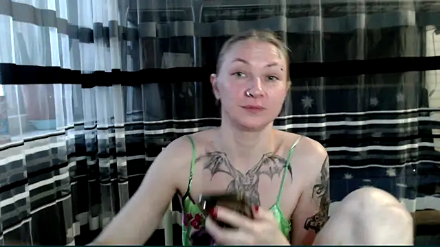 cold lollipop online show from 11-21-25, 06:34