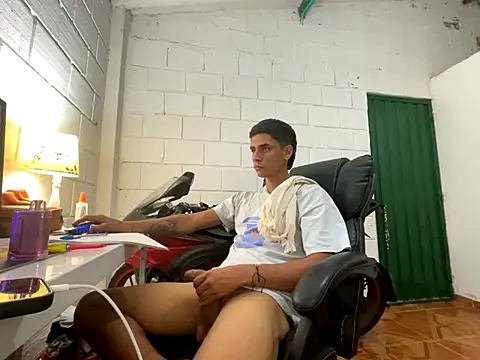 Max TheHorseDick online show from 11-20-25, 02:12