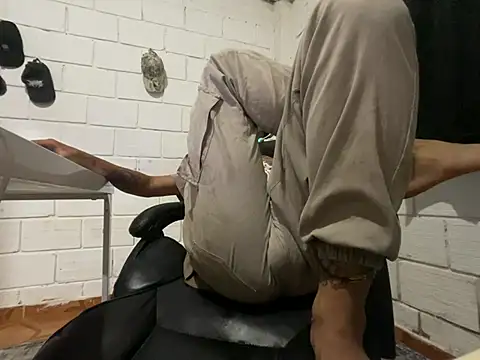 Max TheHorseDick online show from 06-20-26, 01:52