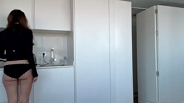 TammiLou online show from 04-18-26, 07:34