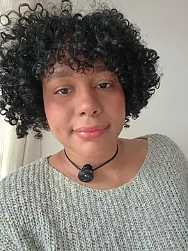 Snapshot of Electric_bae chatting on 02-01-26, 02:15 Electric bae online show from 02-01-26, 02:15