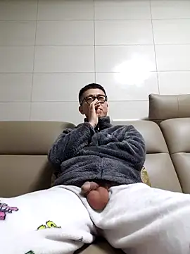 Snapshot of Ssk10N chatting on 02-06-25, 08:23 Ssk10N online show from 02-06-25, 08:23