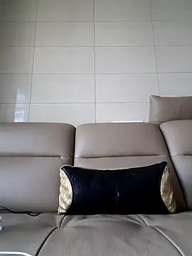 Snapshot of Ssk10N chatting on 02-10-25, 05:03 Ssk10N online show from 02-10-25, 05:03