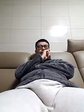 Snapshot of Ssk10N chatting on 02-17-25, 09:41 Ssk10N online show from 02-17-25, 09:41