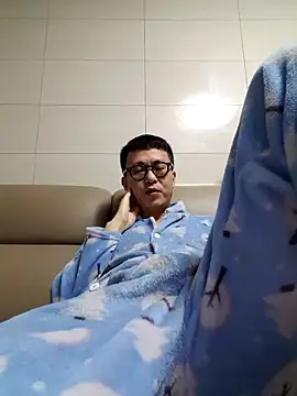 Snapshot of Ssk10N chatting on 02-24-25, 01:10 Ssk10N online show from 02-24-25, 01:10