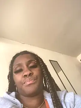 Foreignthababyy online show from 12-02-25, 06:58