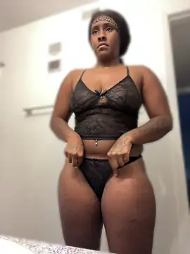 Foreignthababyy online show from 04-15-26, 09:59