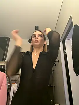 -AngelAri- online show from 10-26-25, 09:21