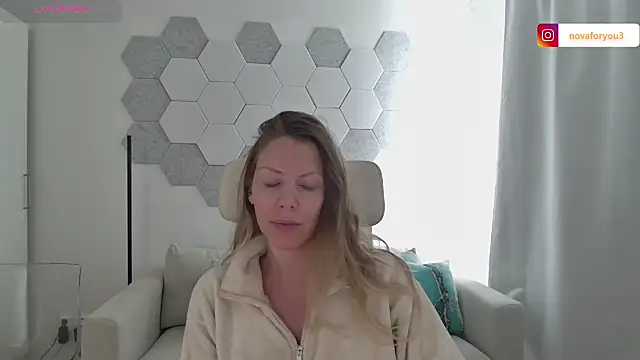 novaforyou1 online show from 02-13-25, 10:34