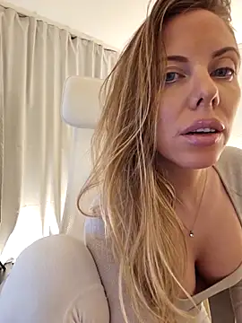 novaforyou1 online show from 10-05-25, 03:21