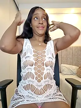 Maya Lewis online show from 07-16-26, 11:22