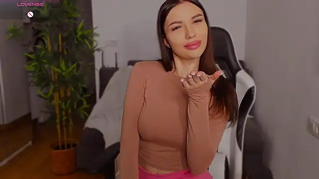 Jaylee Krys online show from 10-29-25, 05:58