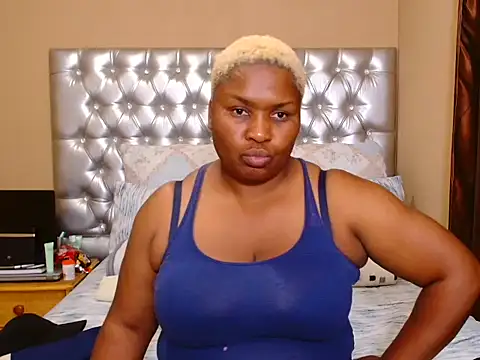 missboobsxx online show from 01-11-26, 06:46