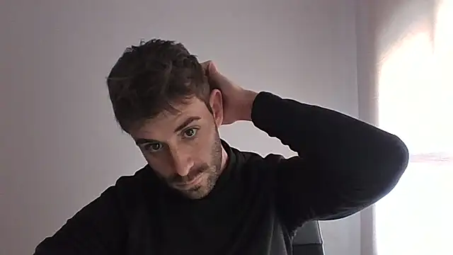 Snapshot of vargas90 chatting on 02-25-26, 12:04 vargas90 online show from 02-25-26, 12:04