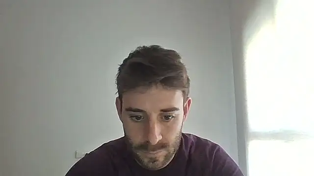 Snapshot of vargas90 chatting on 02-27-26, 12:16 vargas90 online show from 02-27-26, 12:16