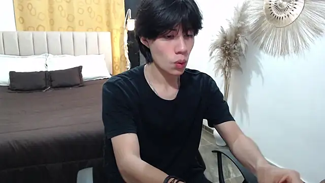 Elio-cam online show from 11-11-25, 08:25