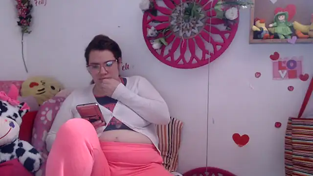 karlythothxh online show from 09-08-25, 05:12