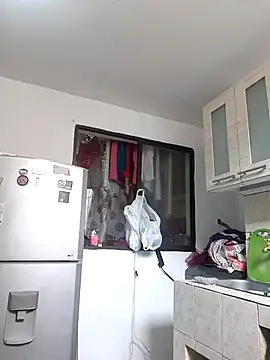 karlythothxh online show from 10-08-25, 06:38