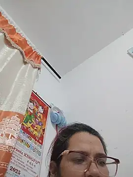 karlythothxh online show from 07-24-26, 02:48