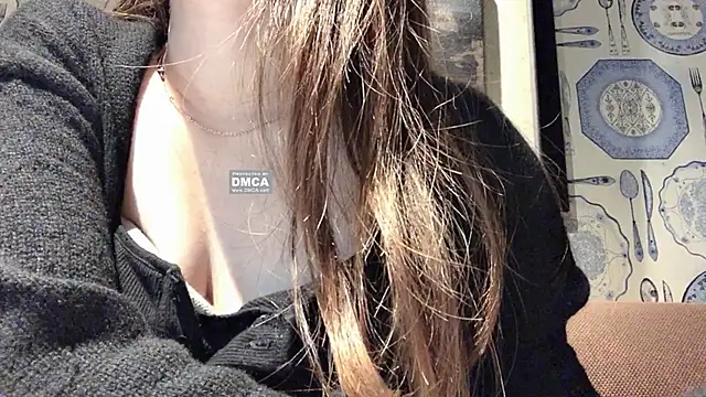 Tw Zoella online show from 12-03-24, 09:11