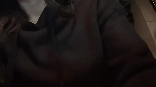 Tw Zoella online show from 02-04-25, 04:08