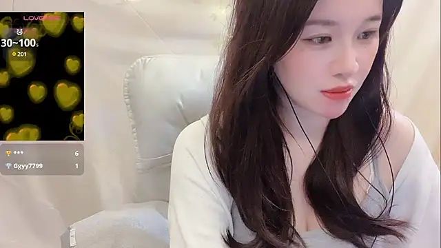 Snapshot of Tw_Zoella chatting on 03-06-26, 03:08 Tw Zoella online show from 03-06-26, 03:08