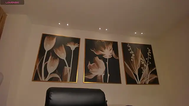 Snapshot of LindseyCox chatting on 12-05-24, 07:28 LindseyCox online show from 12-05-24, 07:28