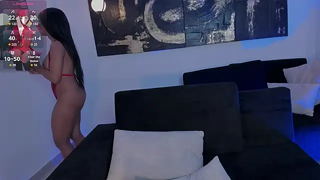 Snapshot of LindseyCox chatting on 12-18-24, 11:19 LindseyCox online show from 12-18-24, 11:19