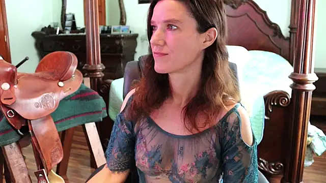 thornburyrose online show from 11-29-25, 07:06