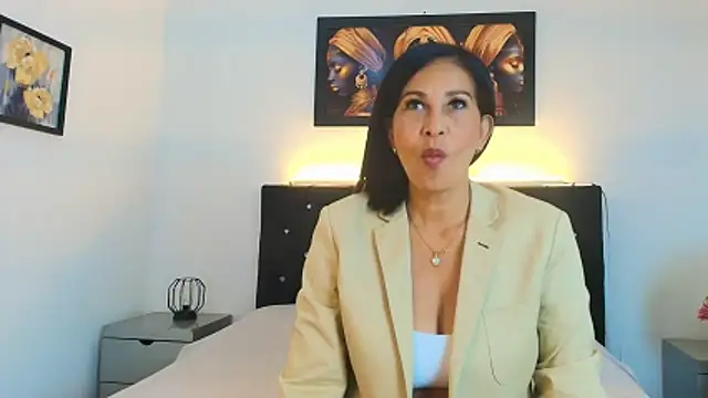 Snapshot of Shanon_mature chatting on 05-06-26, 07:08 Shanon mature online show from 05-06-26, 07:08