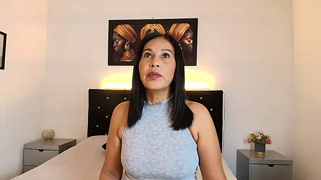 Snapshot of Shanon_mature chatting on 06-22-26, 07:11 Shanon mature online show from 06-22-26, 07:11