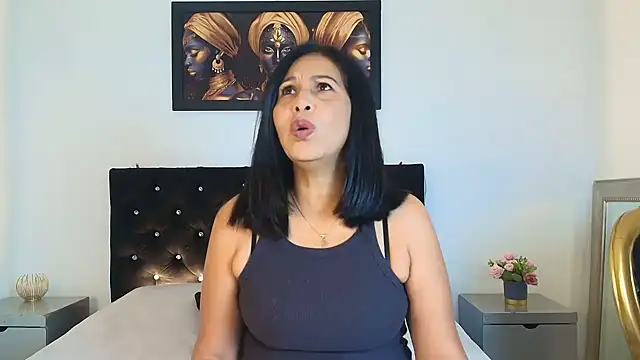 Snapshot of Shanon_mature chatting on 07-13-26, 06:11 Shanon mature online show from 07-13-26, 06:11