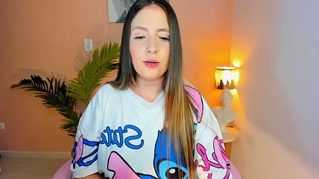 Snapshot of HannaMiller_1 chatting on 07-18-26, 07:12 HannaMiller 1 online show from 07-18-26, 07:12