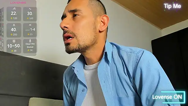 Snapshot of jhonyalzate2 chatting on 05-31-26, 12:30 jhonyalzate2 online show from 05-31-26, 12:30
