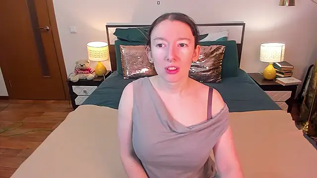 CatherineWalls online show from 02-09-26, 04:38