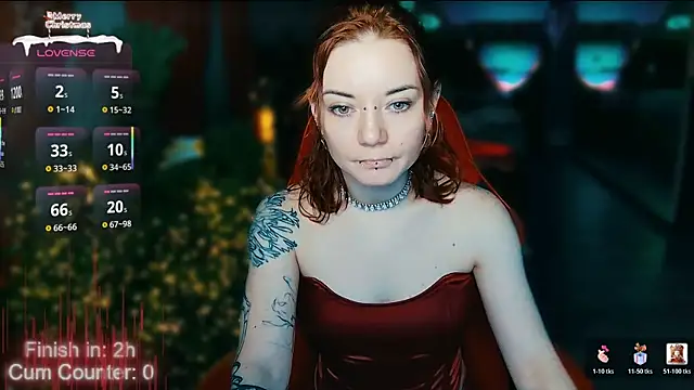 MaxPhoenixx online show from 12-21-25, 06:04