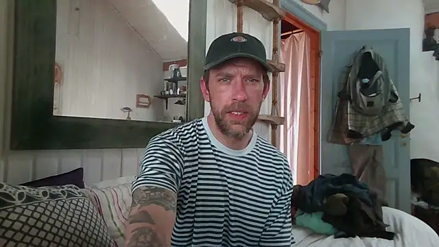Snapshot of Stock-Holmes chatting on 05-30-26, 11:51 Stock-Holmes online show from 05-30-26, 11:51