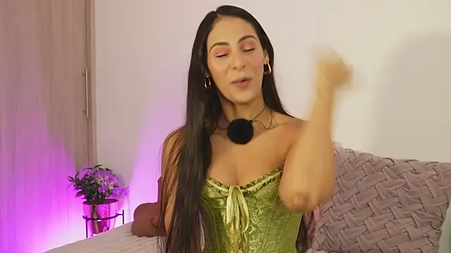 Snapshot of vicky_rachell chatting on 10-21-25, 01:23 vicky rachell online show from 10-21-25, 01:23